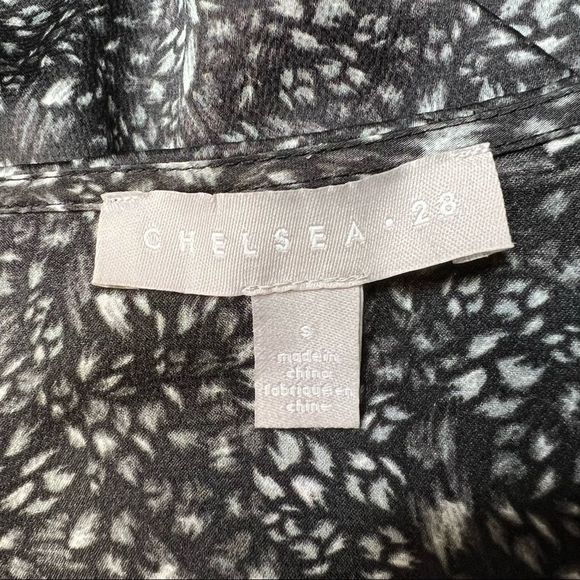 CHELSEA 28 LIKE NEW Satin Kimono Wrap Mini Dress S - Picture 10 of 14